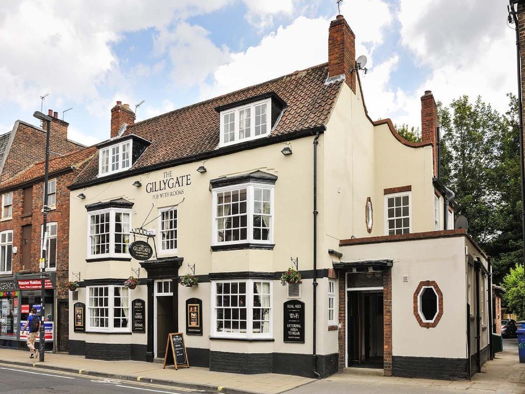 The Gillygate Pub Bed & Breakfast York Bagian luar foto